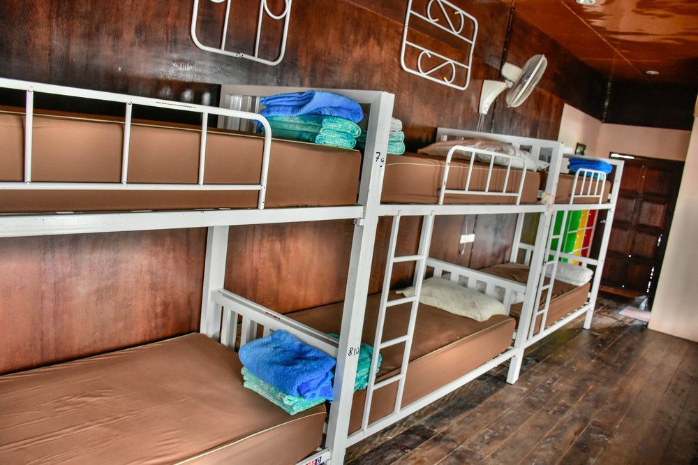 Love Station Hostel Baan Tai Eksteriør bilde
