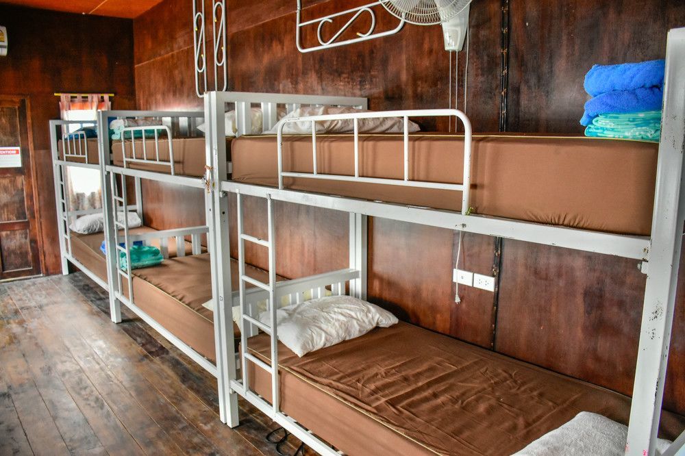 Love Station Hostel Baan Tai Eksteriør bilde