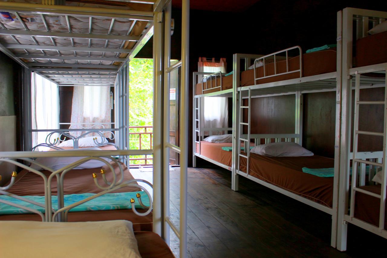 Love Station Hostel Baan Tai Rom bilde
