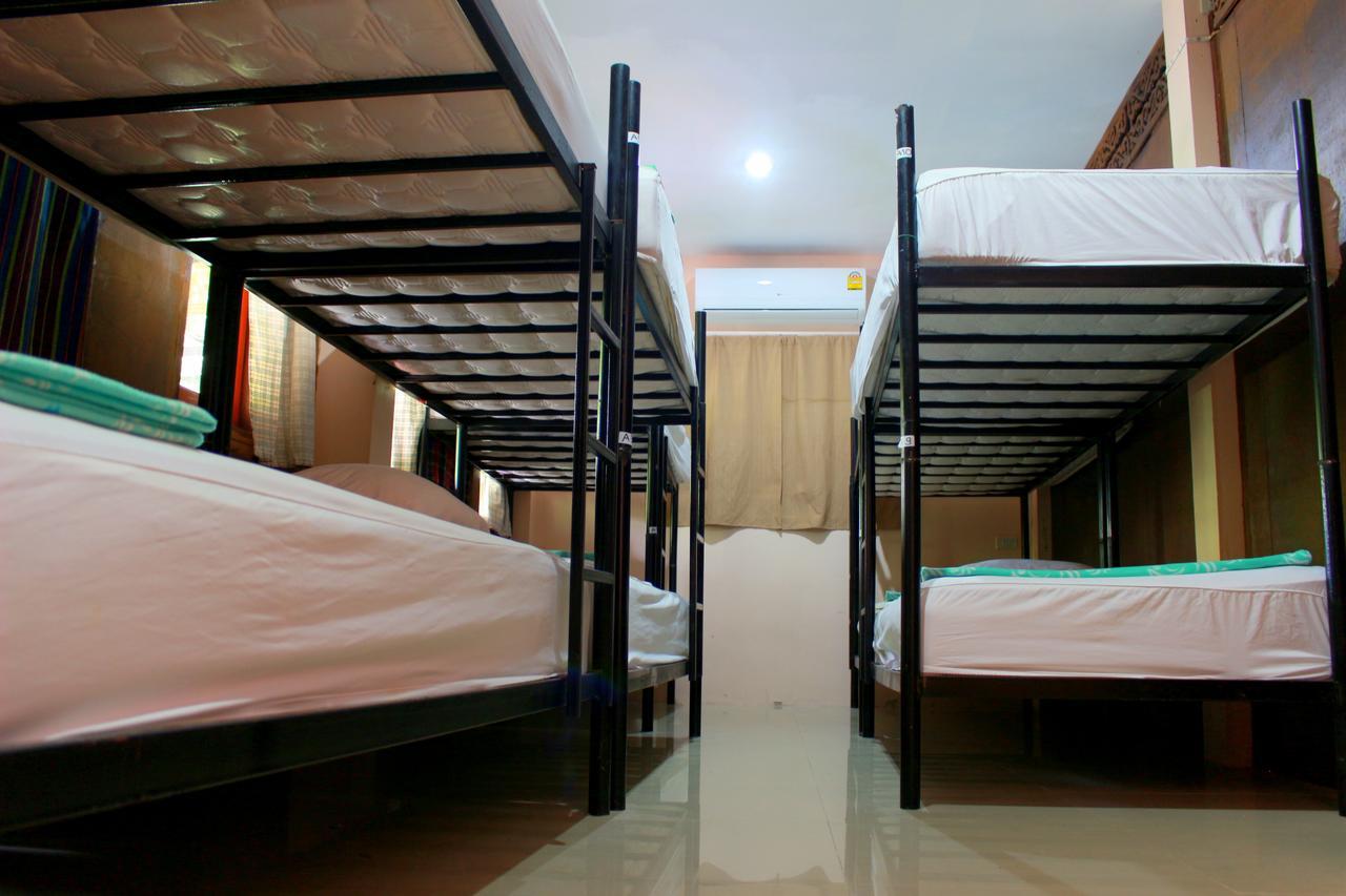 Love Station Hostel Baan Tai Rom bilde