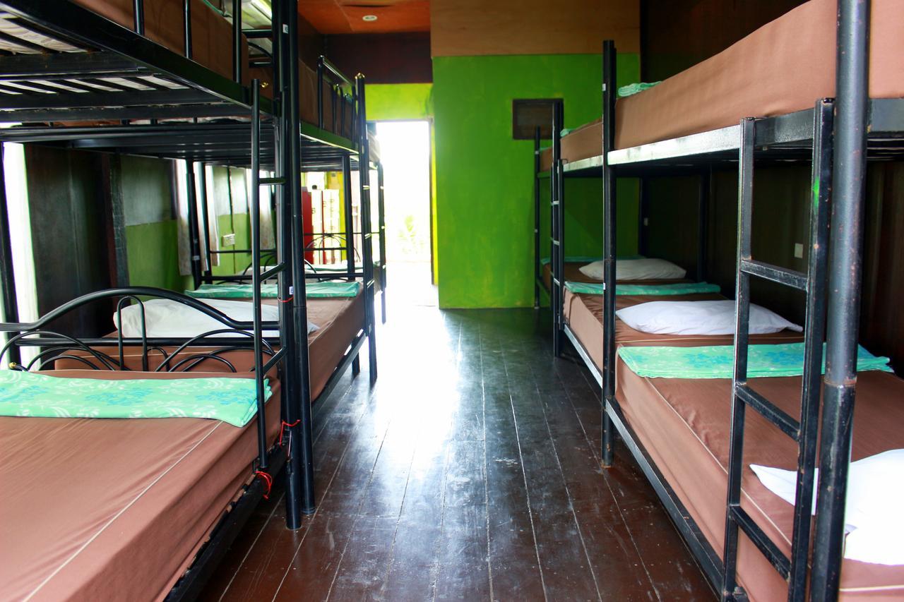 Love Station Hostel Baan Tai Eksteriør bilde