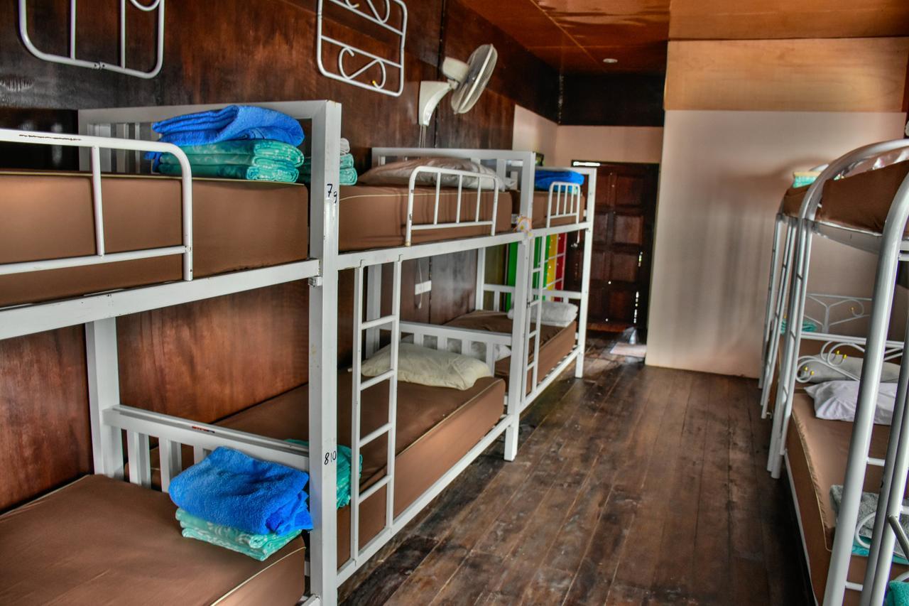 Love Station Hostel Baan Tai Eksteriør bilde